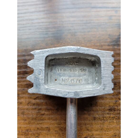 Vintage Elpo no. 670 Aluminum 8-1/2" Meat Tenderizer -Fine/Coarse Pounder Japan - Picture 4 of 10